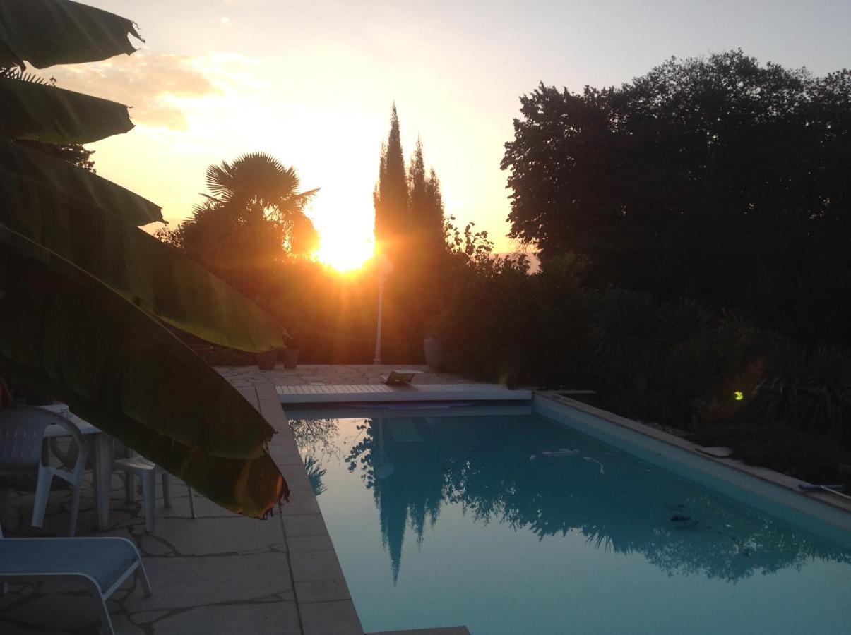 Domaine De La Provencale Bed & Breakfast Saint-Didier-de-la-Tour Ngoại thất bức ảnh