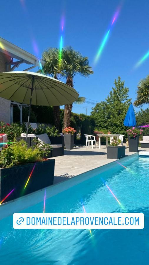Domaine De La Provencale Bed & Breakfast Saint-Didier-de-la-Tour Ngoại thất bức ảnh